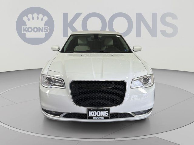 2015 Chrysler 300 Limited