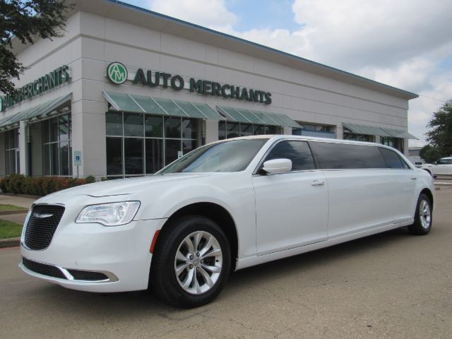 2015 Chrysler 300 Limited