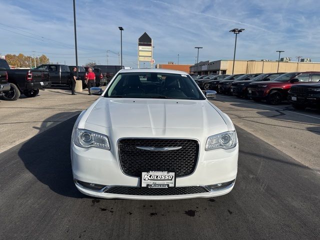 2015 Chrysler 300 300C