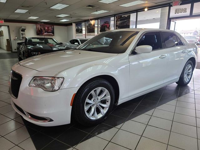 2015 Chrysler 300 Limited