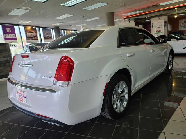 2015 Chrysler 300 Limited