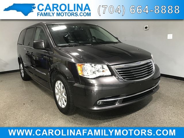 2015 Chrysler Town & Country Touring