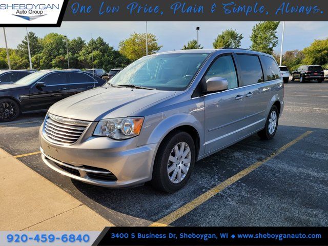 2015 Chrysler Town & Country LX