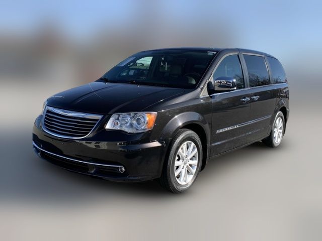 2015 Chrysler Town & Country Limited Platinum