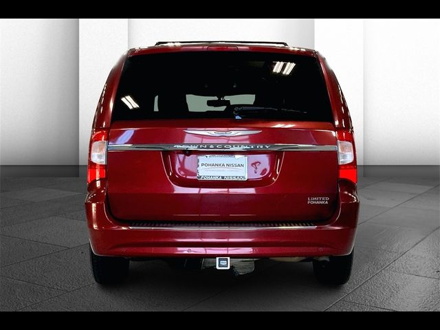 2015 Chrysler Town & Country Limited Platinum