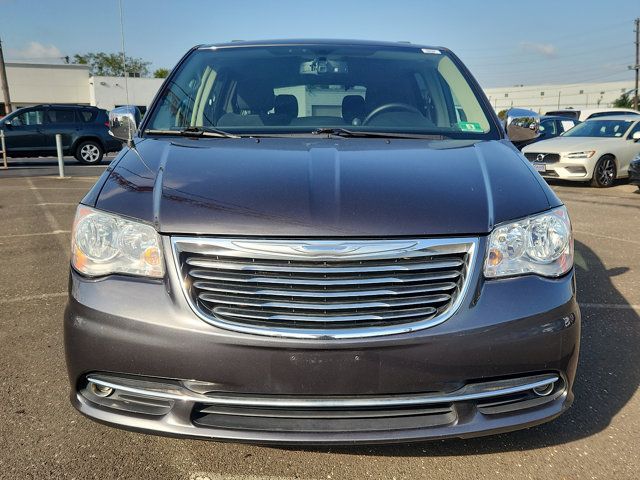 2015 Chrysler Town & Country Limited