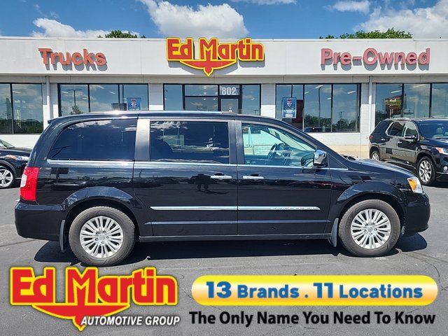 2015 Chrysler Town & Country Limited Platinum