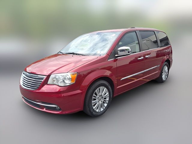 2015 Chrysler Town & Country Limited Platinum