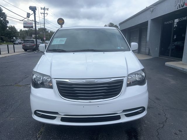 2015 Chrysler Town & Country S