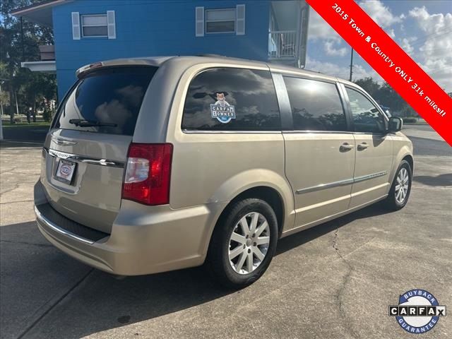 2015 Chrysler Town & Country Touring