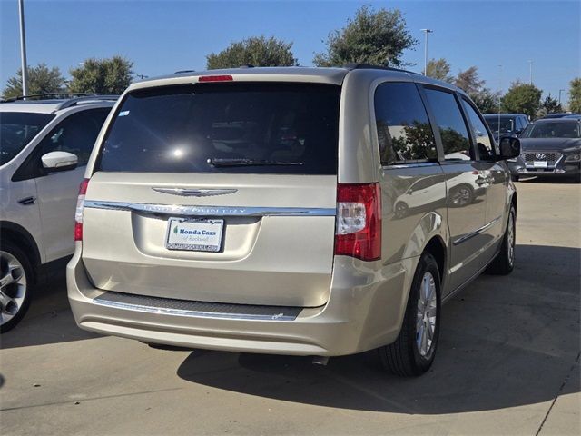 2015 Chrysler Town & Country Touring