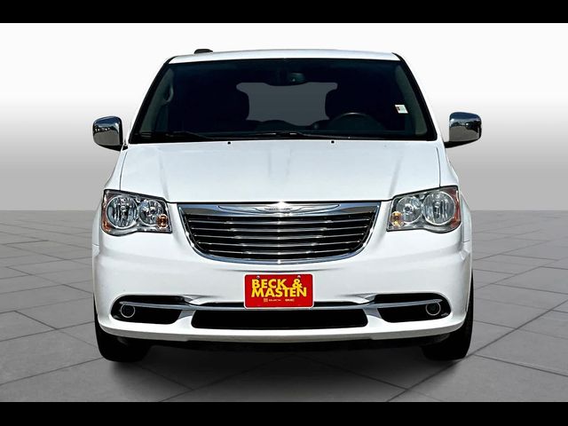 2015 Chrysler Town & Country Touring