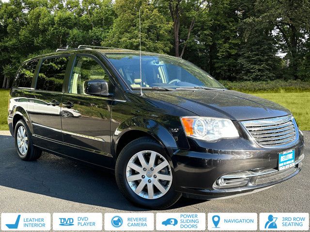 2015 Chrysler Town & Country Touring