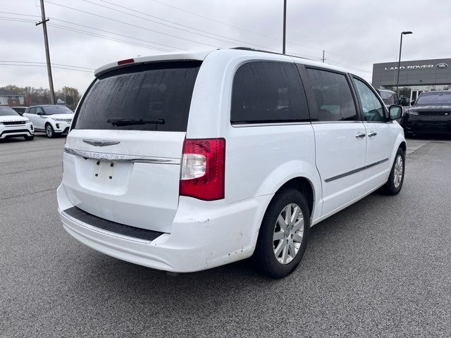 2015 Chrysler Town & Country Touring