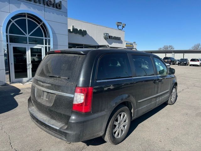 2015 Chrysler Town & Country Touring