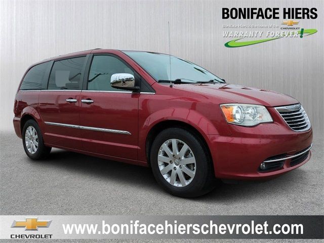 2015 Chrysler Town & Country Touring