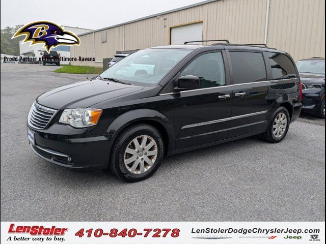 2015 Chrysler Town & Country Touring