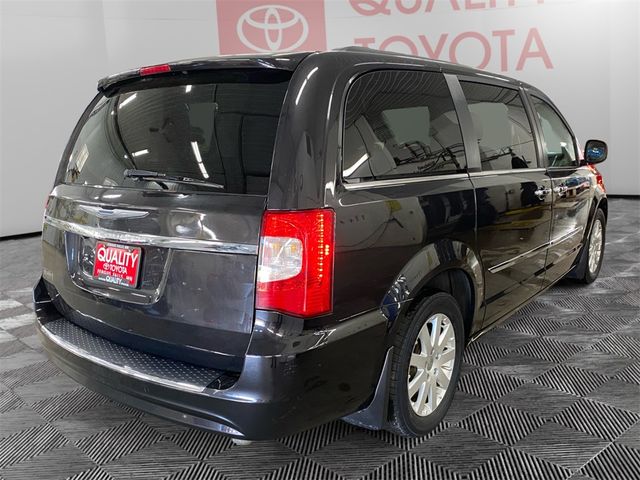 2015 Chrysler Town & Country Touring