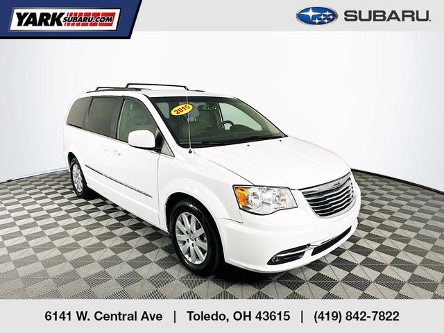 2015 Chrysler Town & Country Touring