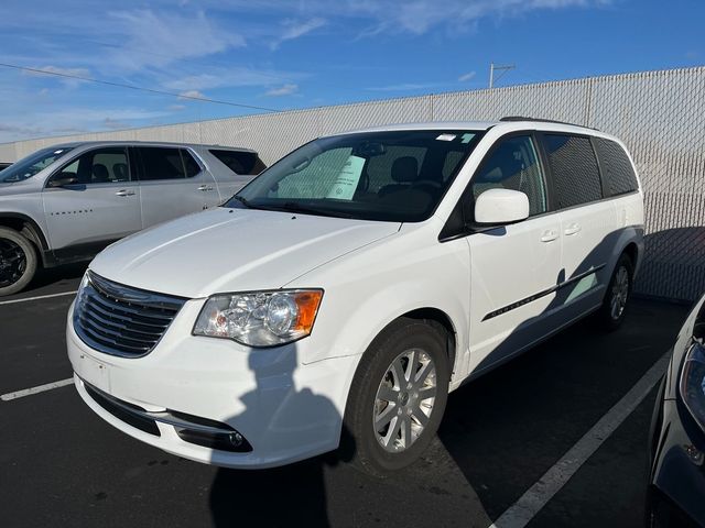 2015 Chrysler Town & Country Touring