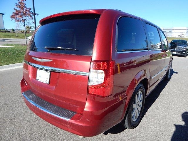 2015 Chrysler Town & Country Touring