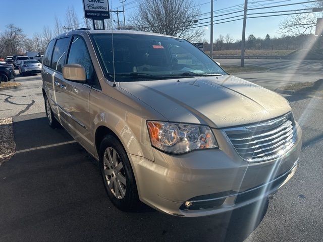 2015 Chrysler Town & Country Touring