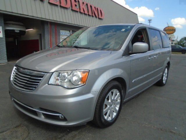 2015 Chrysler Town & Country Touring