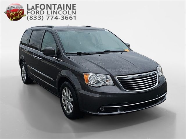 2015 Chrysler Town & Country Touring