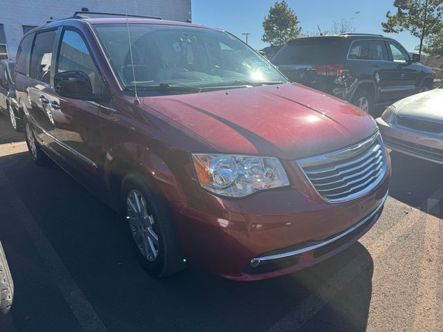 2015 Chrysler Town & Country Touring