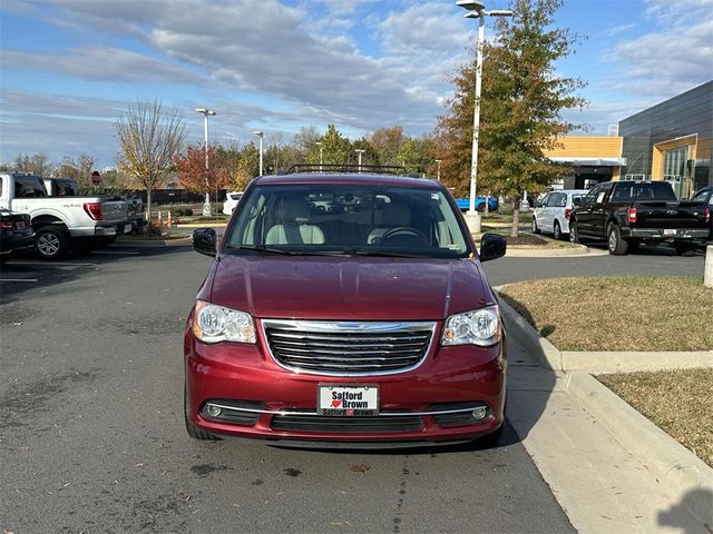 2015 Chrysler Town & Country Touring