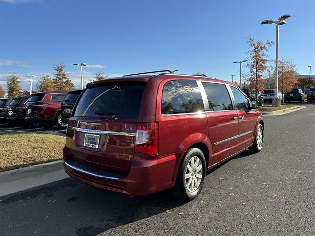 2015 Chrysler Town & Country Touring