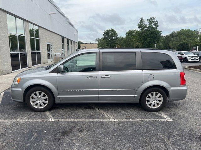 2015 Chrysler Town & Country Touring