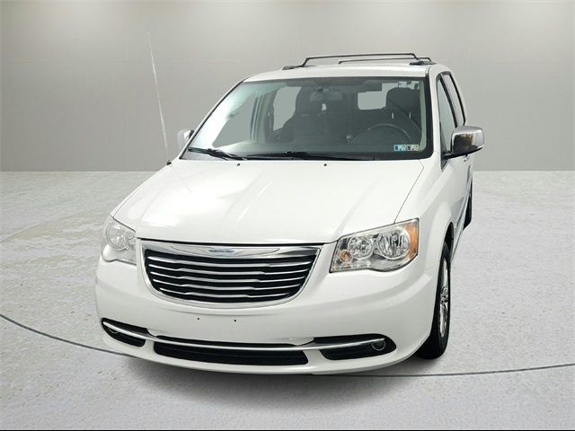 2015 Chrysler Town & Country Touring-L