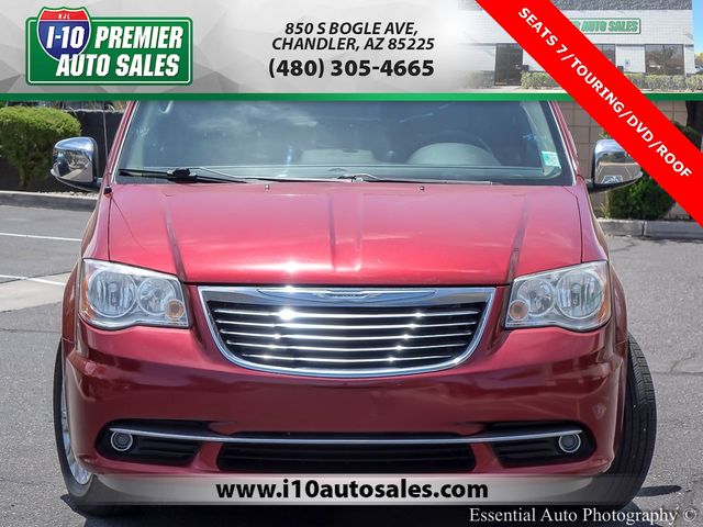 2015 Chrysler Town & Country Touring-L