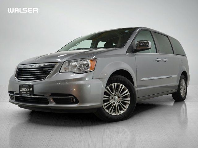 2015 Chrysler Town & Country Touring-L