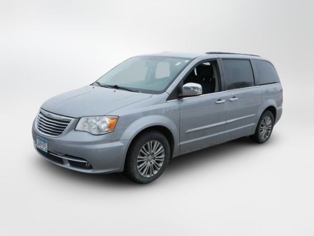 2015 Chrysler Town & Country Touring-L