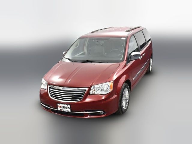 2015 Chrysler Town & Country Touring-L