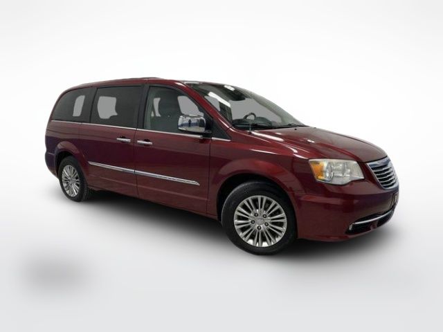 2015 Chrysler Town & Country Touring-L