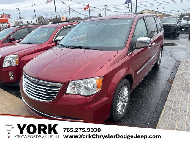 2015 Chrysler Town & Country Touring-L