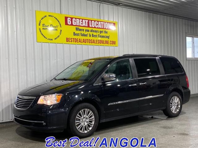 2015 Chrysler Town & Country Touring-L