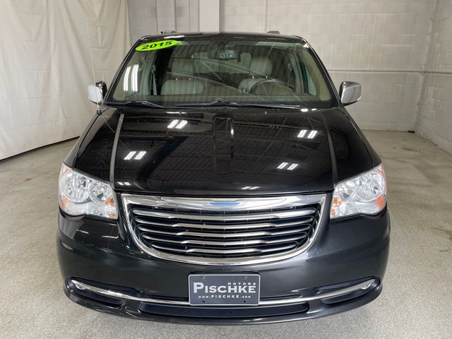 2015 Chrysler Town & Country Touring-L