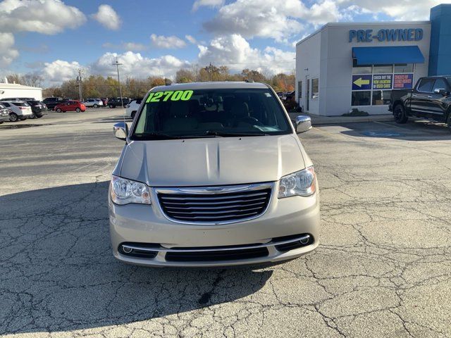 2015 Chrysler Town & Country Touring-L