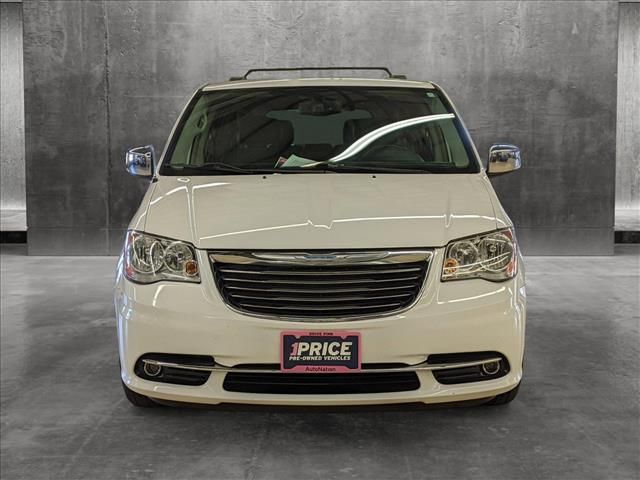 2015 Chrysler Town & Country Touring-L