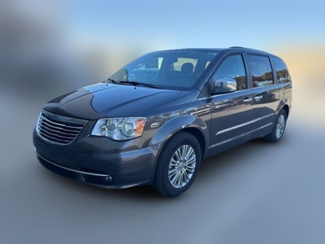 2015 Chrysler Town & Country Touring-L