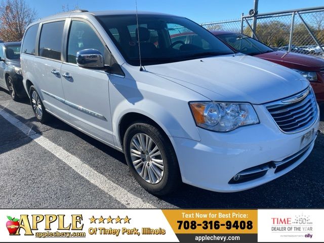 2015 Chrysler Town & Country Touring-L