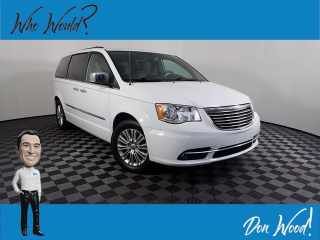 2015 Chrysler Town & Country Touring-L