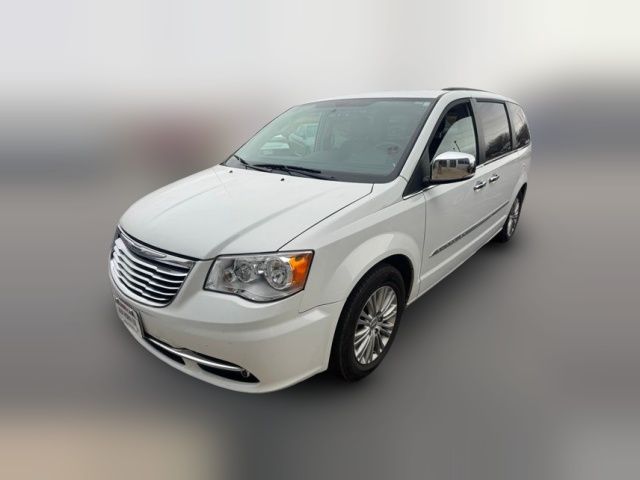 2015 Chrysler Town & Country Touring-L