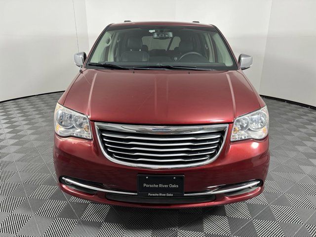 2015 Chrysler Town & Country Touring-L