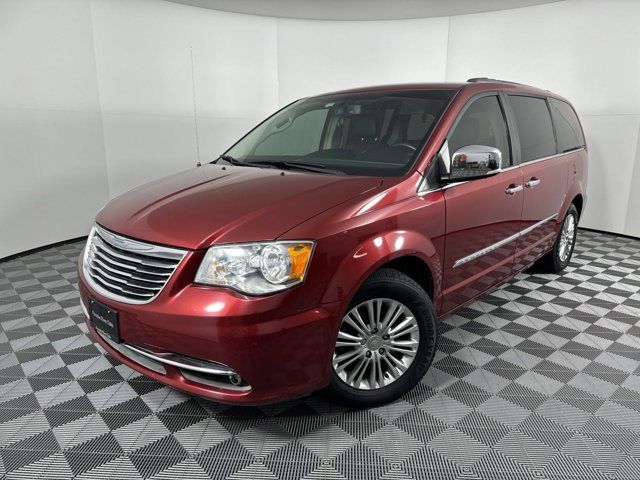 2015 Chrysler Town & Country Touring-L