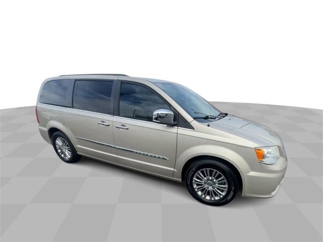 2015 Chrysler Town & Country Touring-L